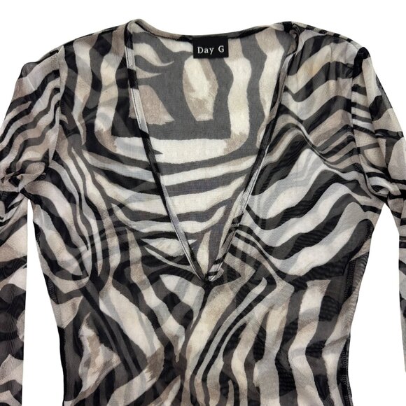 DayG Zebra Print Mesh Long Sleeve Deep V-neck Bodysuit Y2K Avangard Goth Sz M/L? - Picture 2 of 7